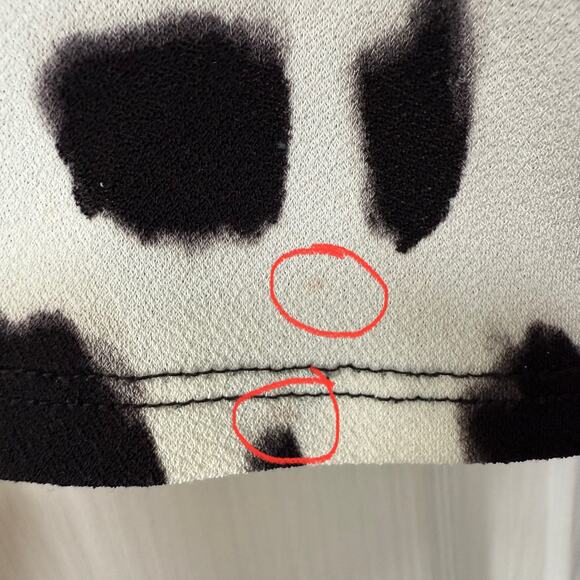 Easywear By Chico's Women's Leopard Print Long Sleeve Top Size 1. - Picture 9 of 16